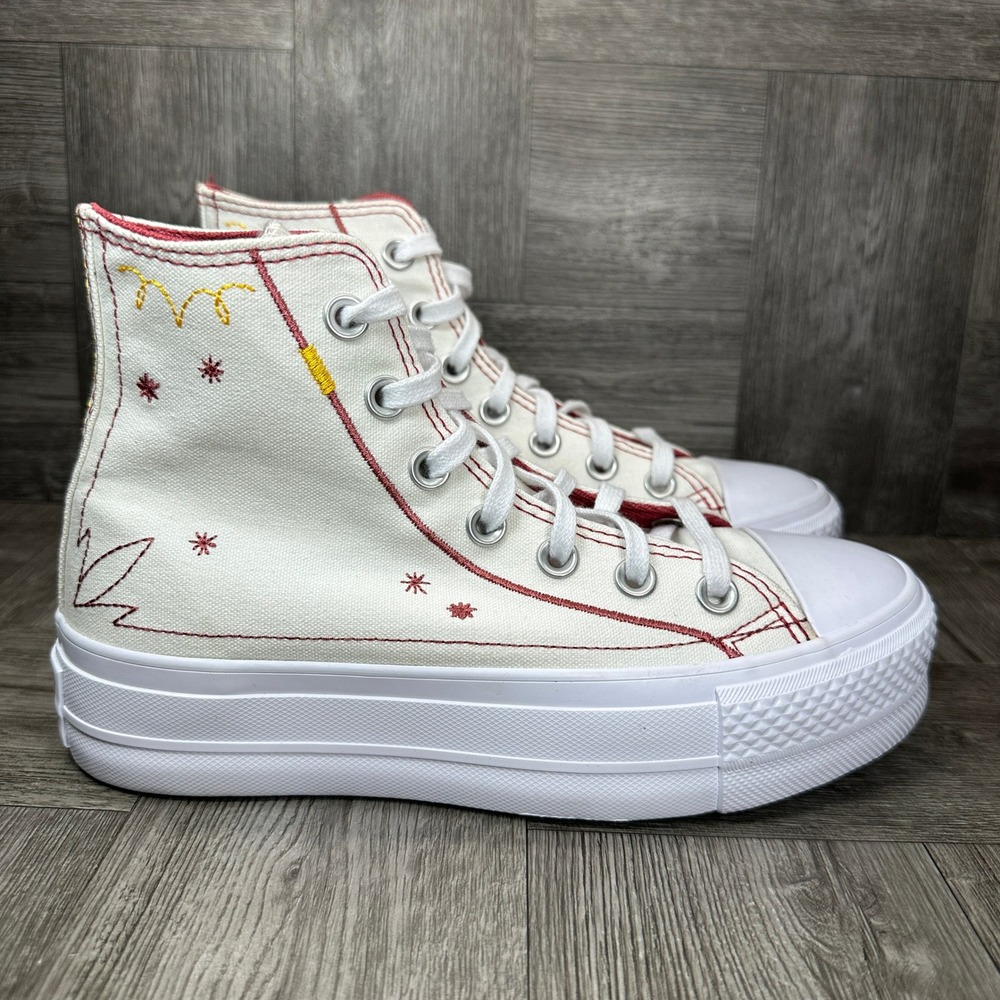 Converse Chuck Taylor Women 5 Western Embroidered Platform High Top Cream NEW